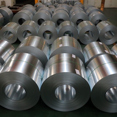 DX54D Aluzinc Galvalume Steel 600mm-1250mm بناء لفائف الصلب المدرفلة على البارد