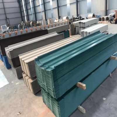 صفائح التسقيف المطلية بالألوان Z61-Z90 ASTM صفائح معدنية مموجة ملونة