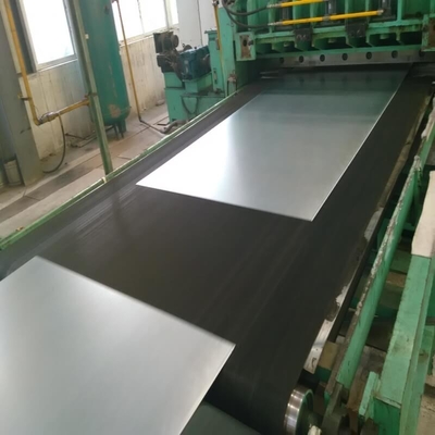 40-600g / M2 صفيحة فولاذية مجلفنة PVDF صفائح فولاذية مطلية بالزنك متوسطة الصلابة 3-8 طن
