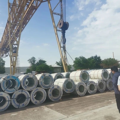 DX51D لفائف الصلب المجلفن بالغمس الساخن Z275 الصلب المجلفن G90