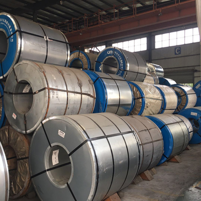Z275 لفائف الصلب المجلفن بالغمس الساخن AISI GB CGCC لفائف الصلب المدرفلة على الساخن